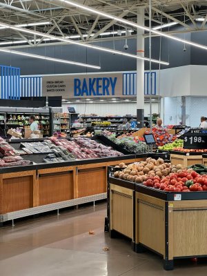 free-photo-of-interior-of-a-modern-supermarket-produce-section.jpeg free-photo-of-interior-of-a-modern-supermarket-produce-section.jpeg