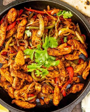 air-fryer-chicken-fajitas-1-10.jpg air-fryer-chicken-fajitas-1-10.jpg
