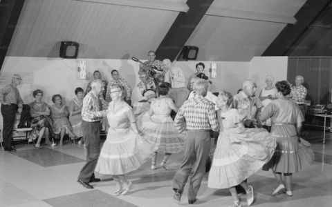 [TGV] Resized Photos.png